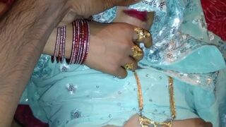 Desi wedded bhabhi copulates in wedroom